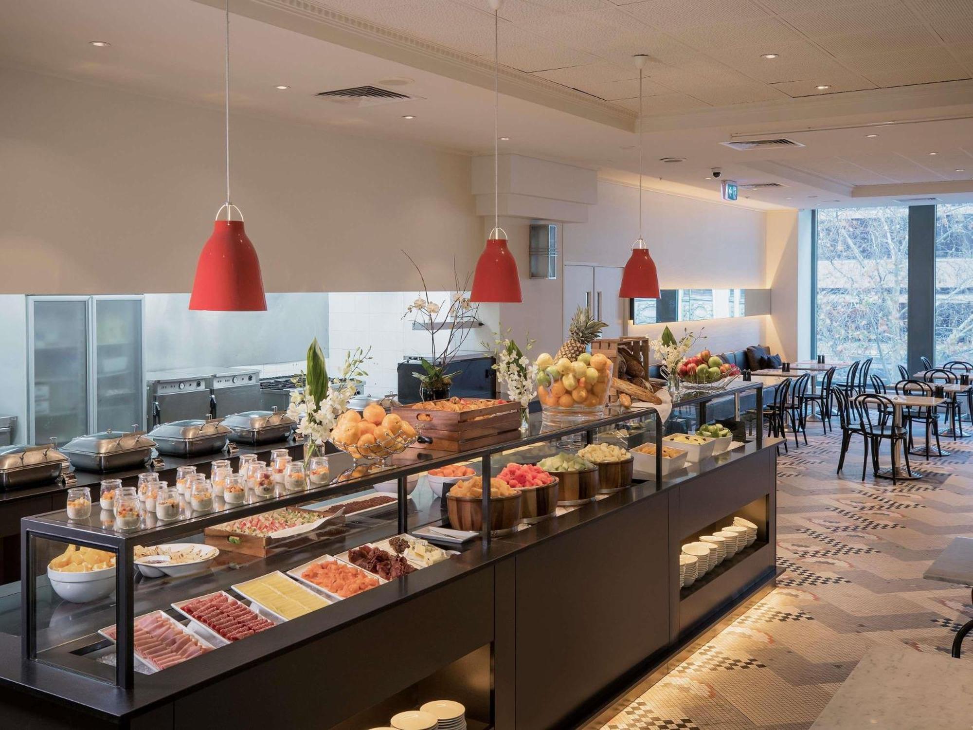 Novotel Melbourne On Collins — Photos 3