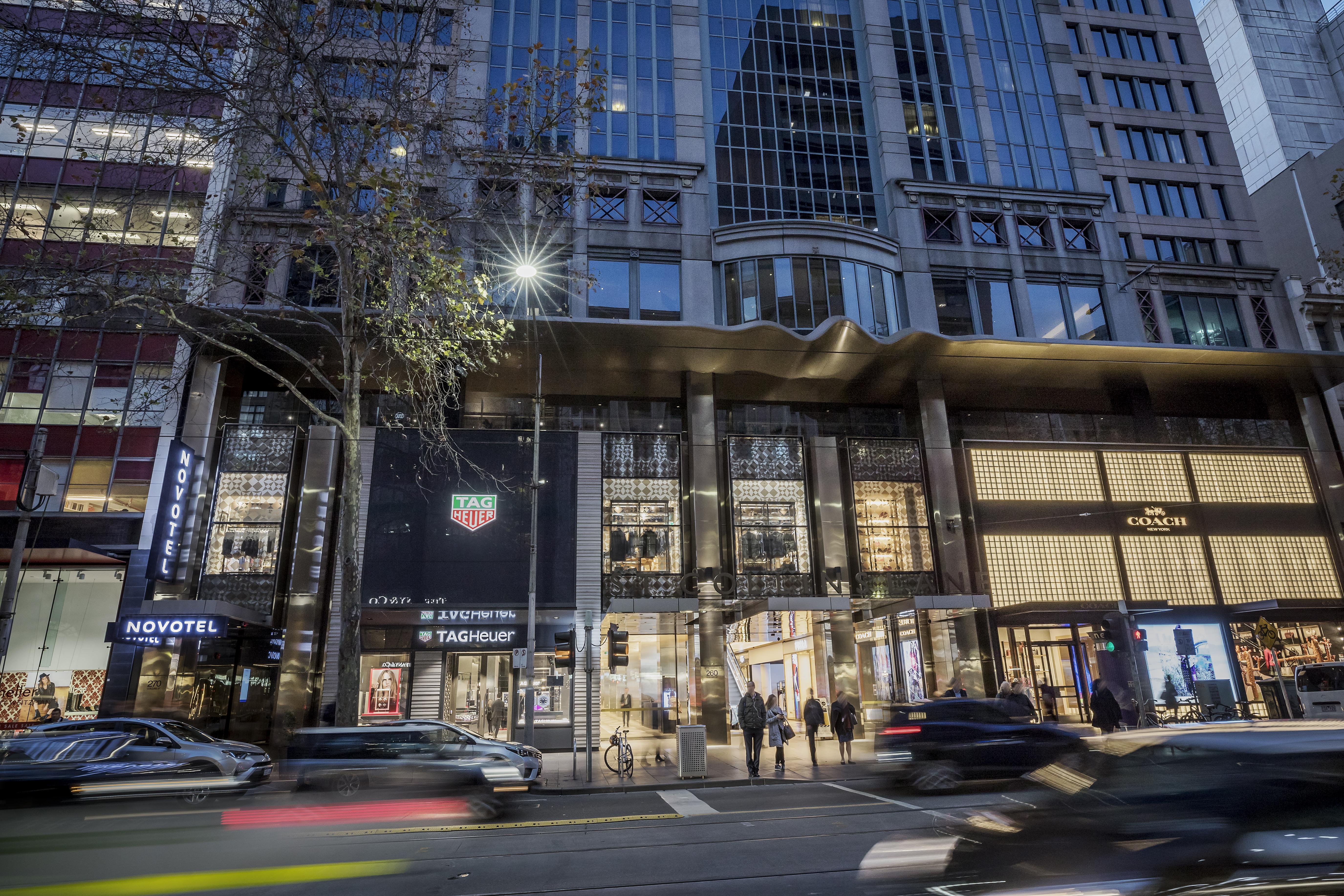 Novotel Melbourne On Collins — Photos 1